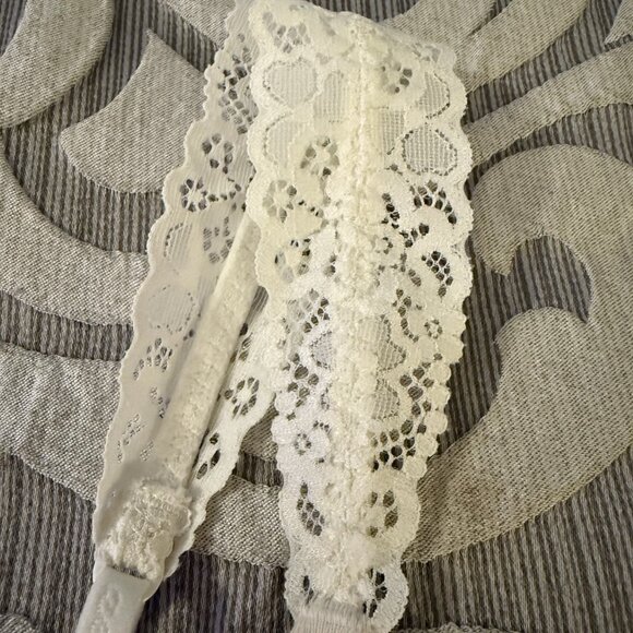 Aerie Real Happy Wireless Lightly Lined Bra Cream 32A Lace Adjustable Straps - Picture 2 of 7